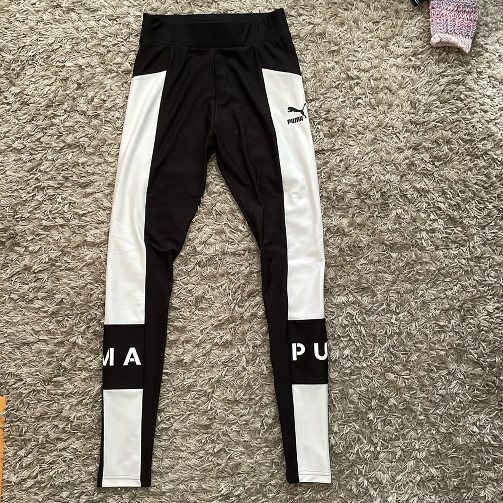 Black and White Puma Leggings